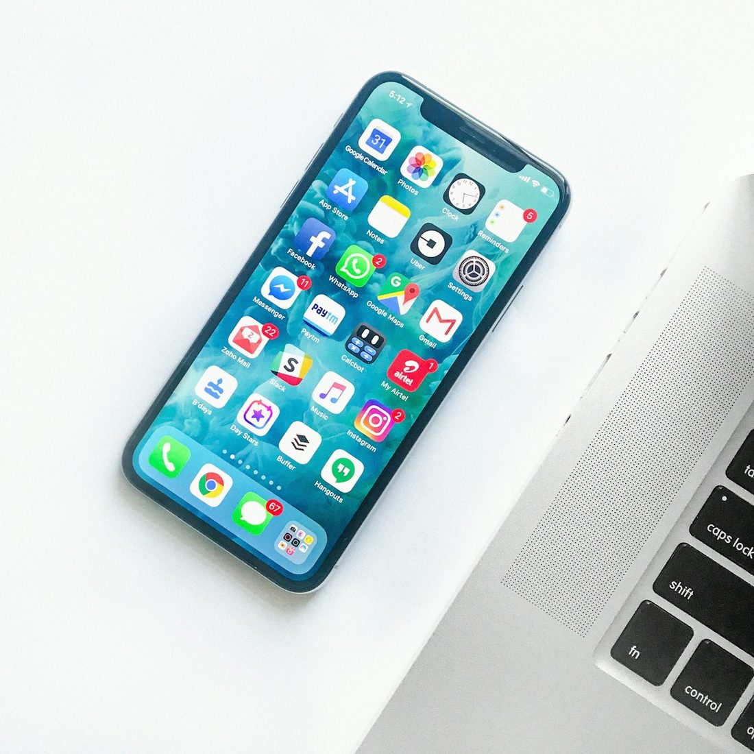 利来体育 APP 赛程与赛事列表界面示意